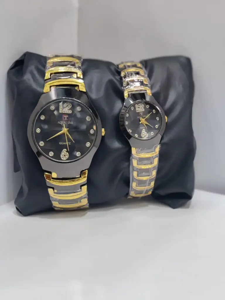 Couple Watches (gold)